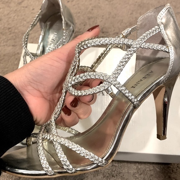 Alfani Womens 6.5 M Adenna Dress Sandals Silver Heels Shoes - Picture 7 of 7